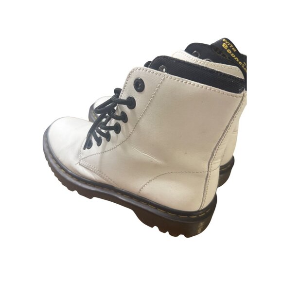 Dr. Martens Luana White Leather Lace-Up Ankle Boots With Black Size US 7/UK 5 - Picture 3 of 12